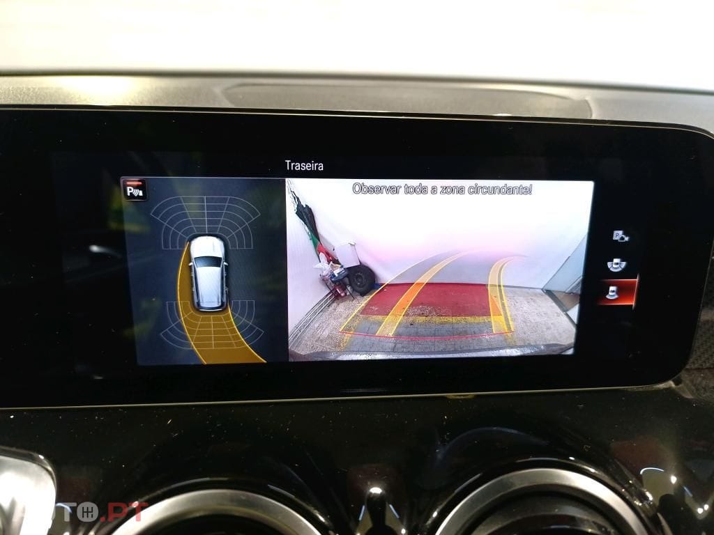 Mercedes-Benz GLB 180 d AMG Line