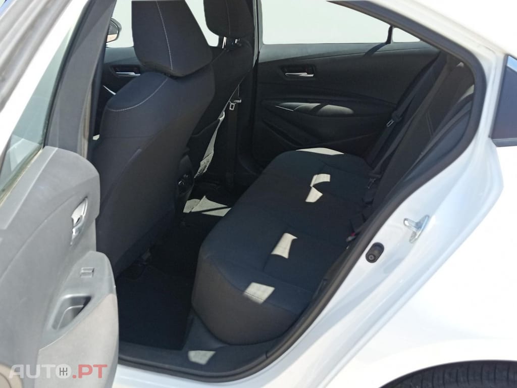 Toyota Corolla 1.5 VVT COMFORT