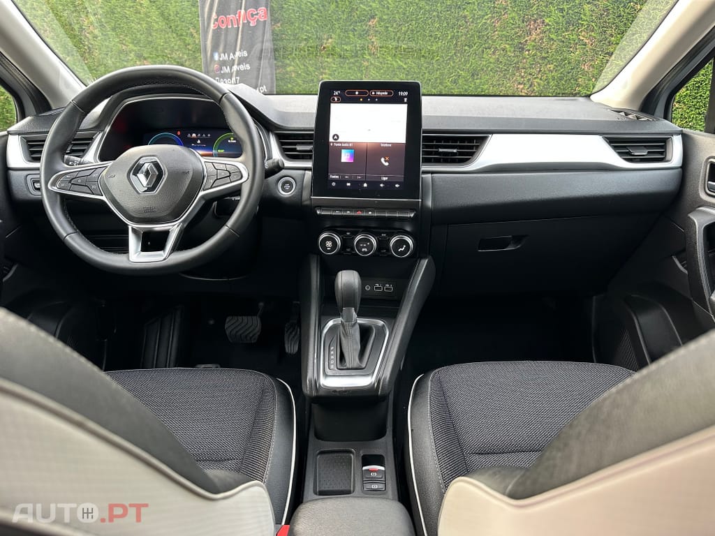Renault Captur 1.6 E-Tech Hybrid