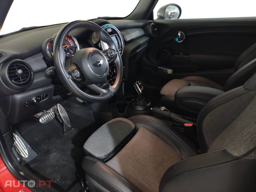 MINI Cooper Cooper Aut. JCW