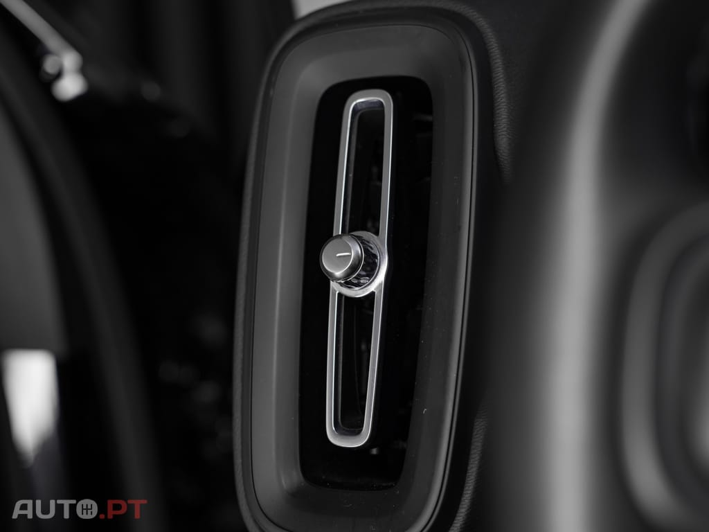 Volvo XC40 1.5 T4 PHEV Inscription Expression