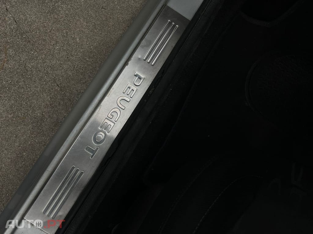 Peugeot 206 1.1 Black & Silver