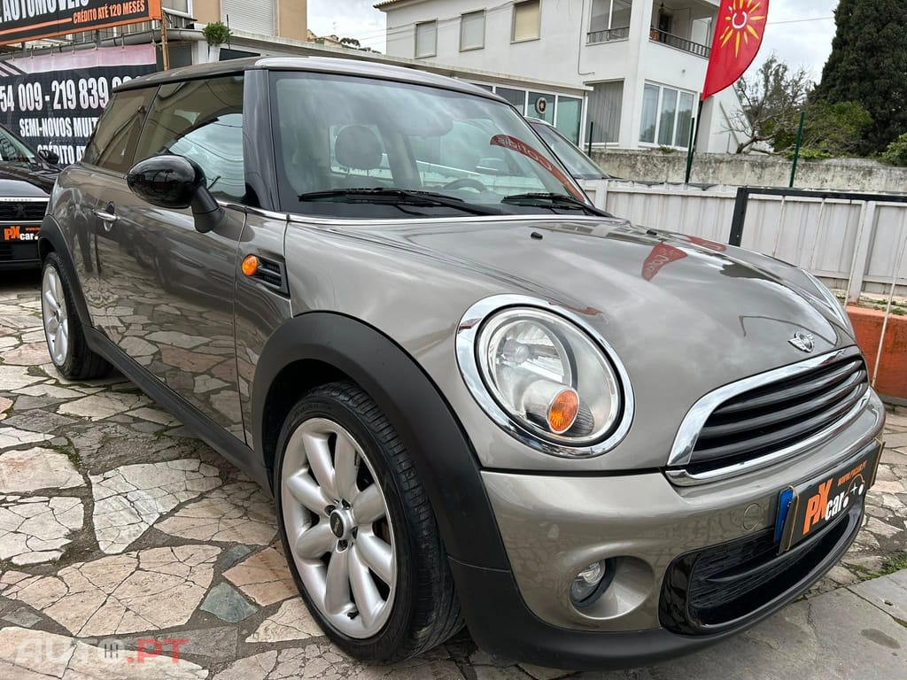 MINI One d -2011