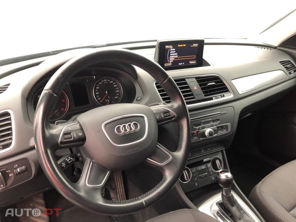 Audi Q3 2.0 TDi S Tronic Quattro Ambiente