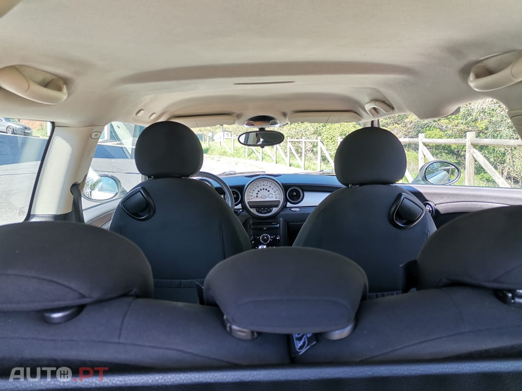 MINI Clubman One D - Van den Broeck