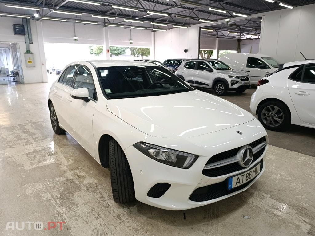 Mercedes-Benz A 250 e Style Plus