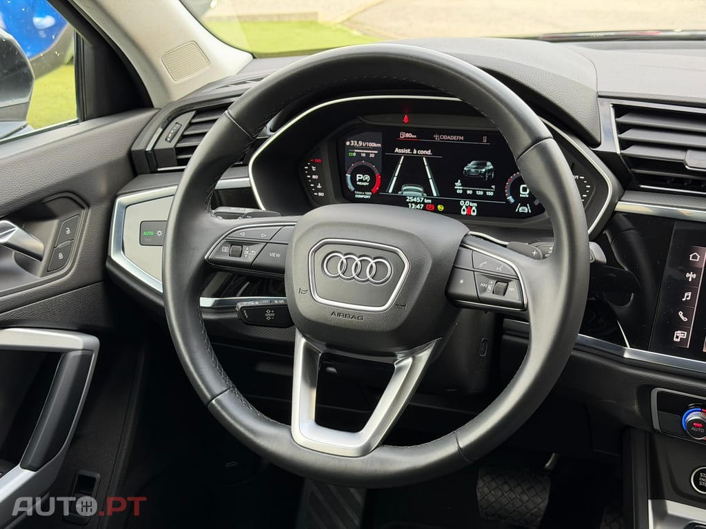 Audi Q3 35 TDI S line S tronic