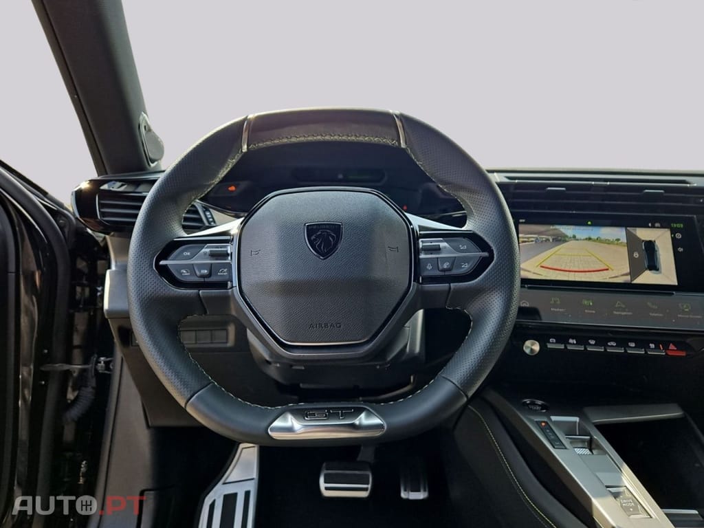 Peugeot 408 GT EAT8