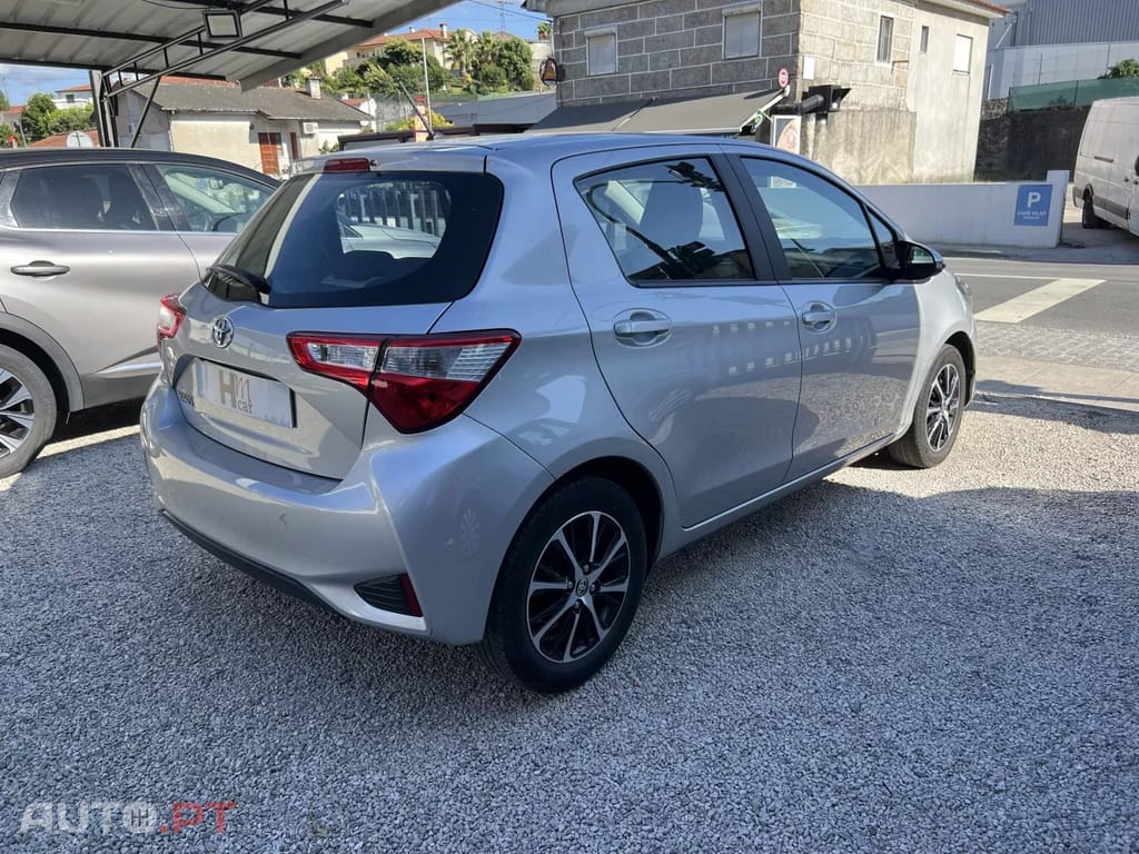 Toyota Yaris 1.0 VVT-i Exclusive