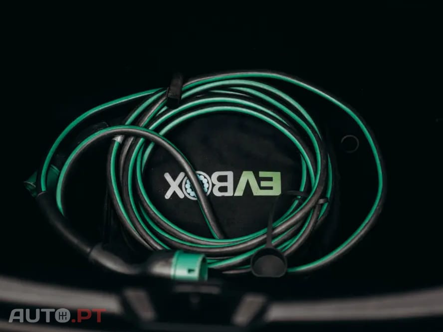 Tesla Model 3 Long Range AWD Dual Motor