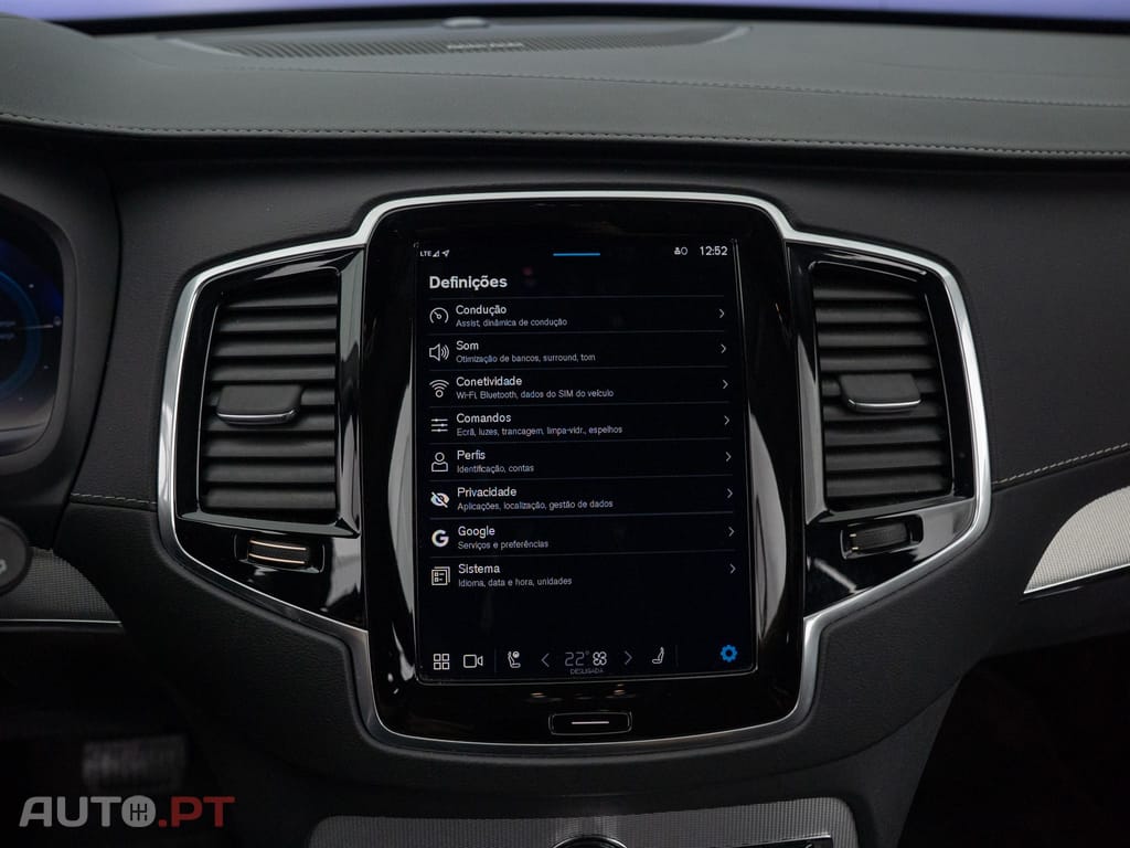Volvo XC90 2.0 T8 PHEV Plus Bright AWD