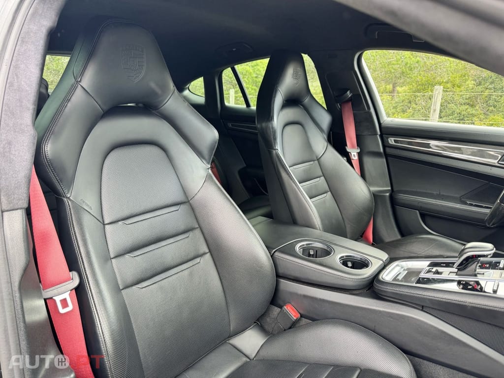 Porsche Panamera 4 S