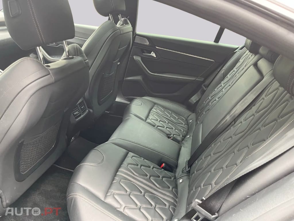 Peugeot 508 PHEV GT-Line I.V.A DEDUTIVEL