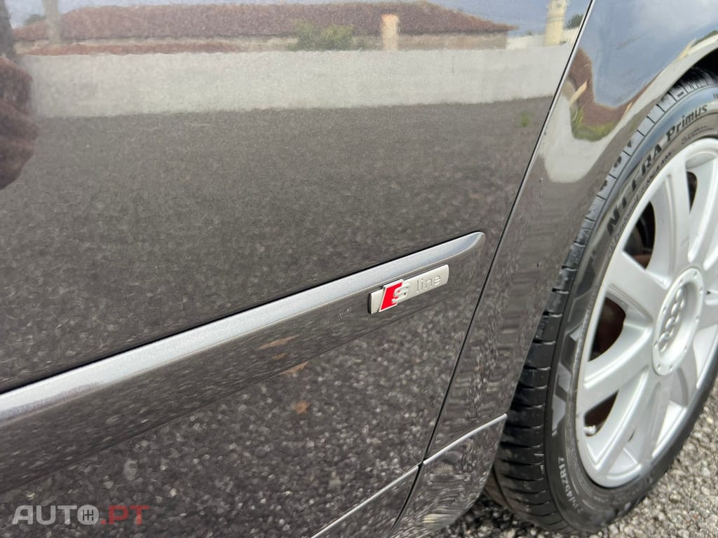 Audi A4 Avant 2.0 TDi S-line Multitronic