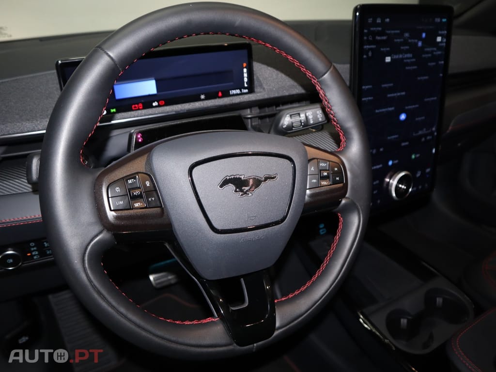 Ford Mustang Mach-E 87 kWh Premium AWD