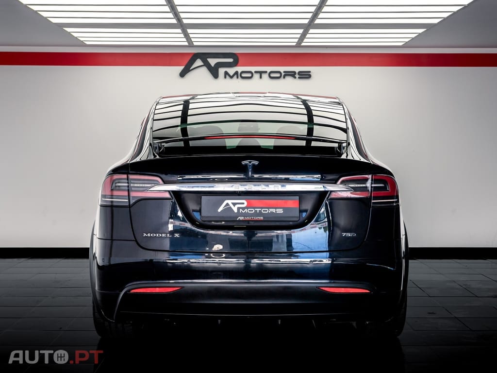Tesla Model X 75