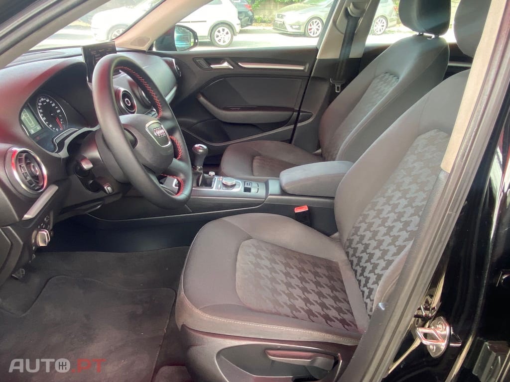 Audi A3 Sportback 1.6 TDi S-line