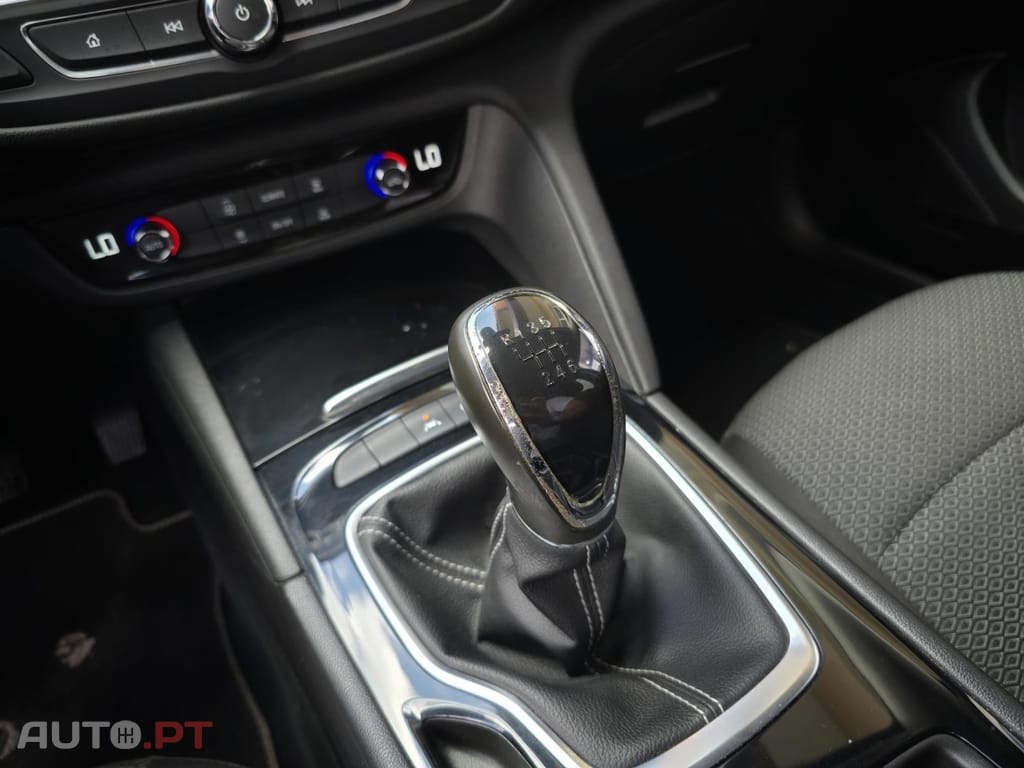 Opel Insignia 1.6 CDTi Business Edition
