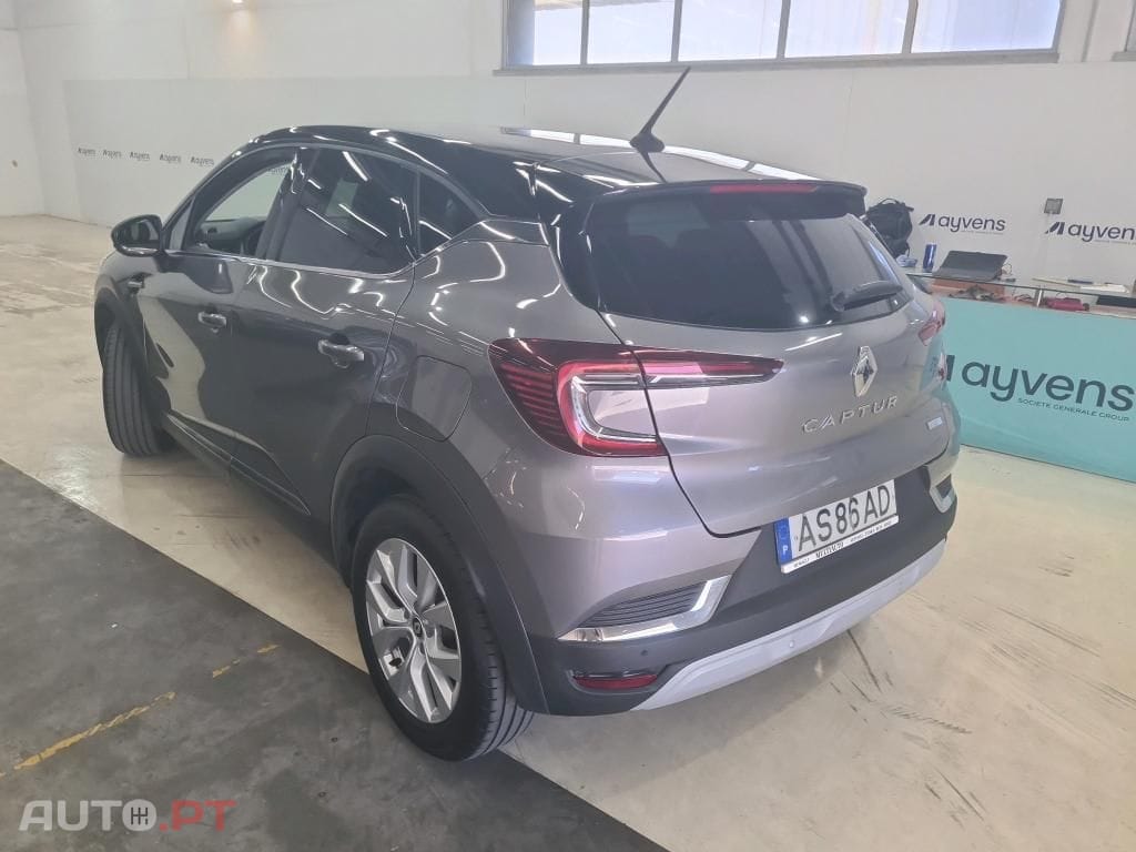 Renault Captur 1.6 E-Tech Plug-In Intens