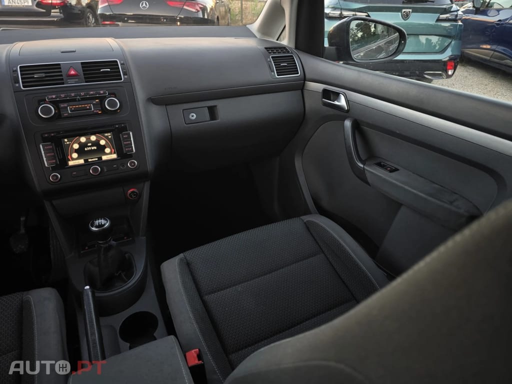 Volkswagen Touran 1.6 TDI Blue.Confortline 7L