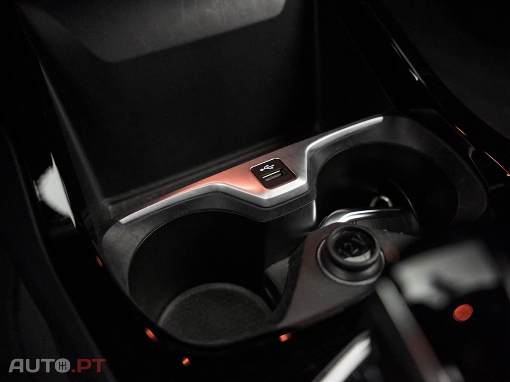 BMW 116 d Pack Desportivo M Auto