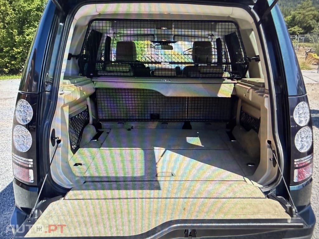 Land Rover Discovery 4 3.0 TD V6 HSE