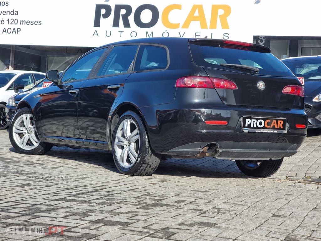 Alfa Romeo 159 Sportwagon 1.9 JTDm 16V Sportiva+