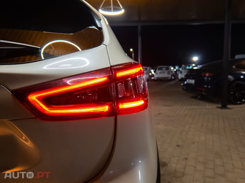 Nissan Qashqai 1.5 dCi N-Connecta