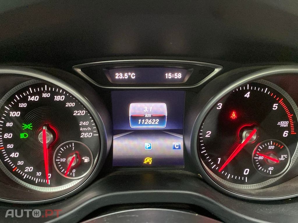 Mercedes-Benz GLA 180 d Urban
