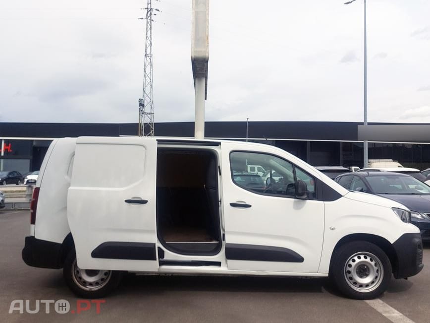 Peugeot Partner 1.5 Bluehdi Pro Standard - IVA Dedutível