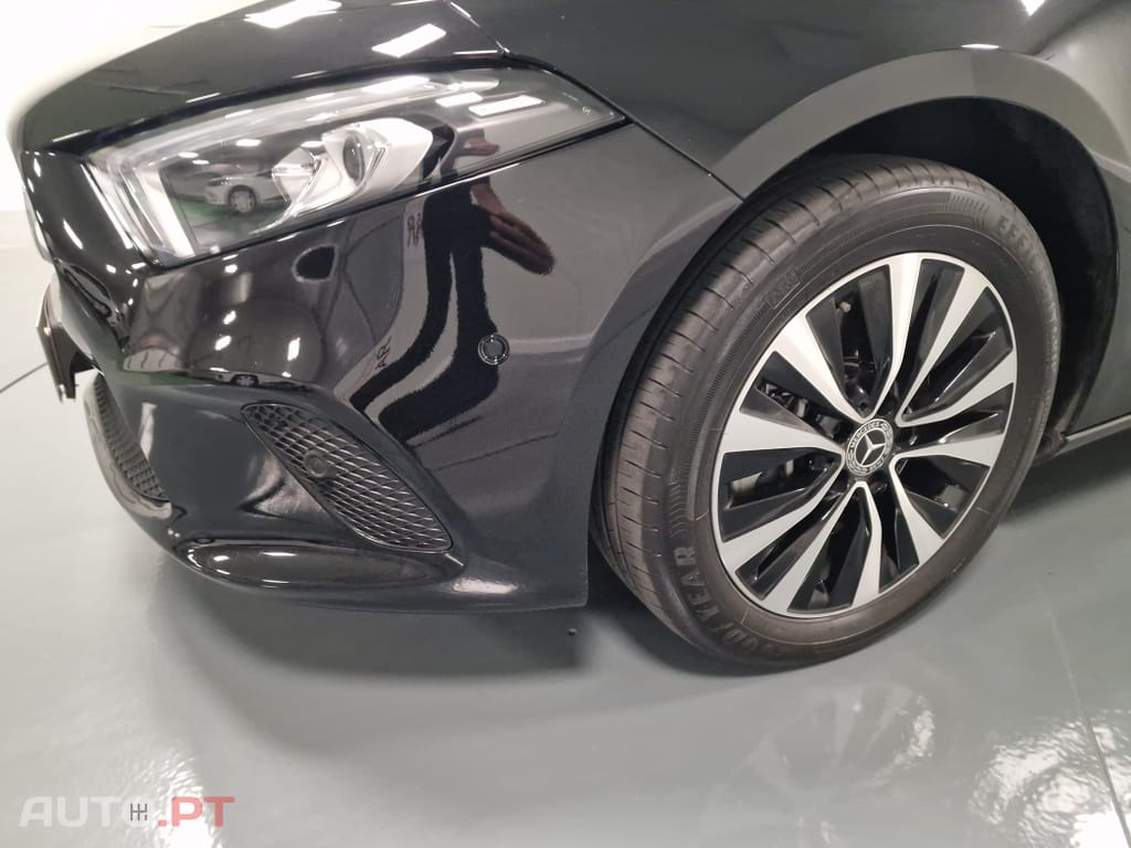 Mercedes-Benz A 250 E STYLE PLUS Hibrido Plug-In