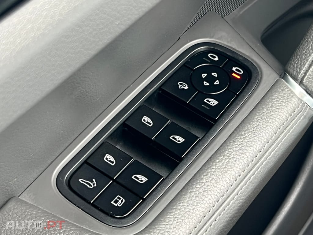 Porsche Cayenne E-Hybrid Platinum Edition