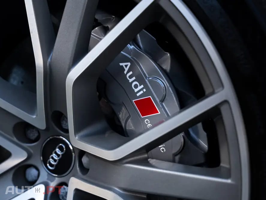 Audi SQ7 4.0 TDI V8 quattro Tiptronic 7L