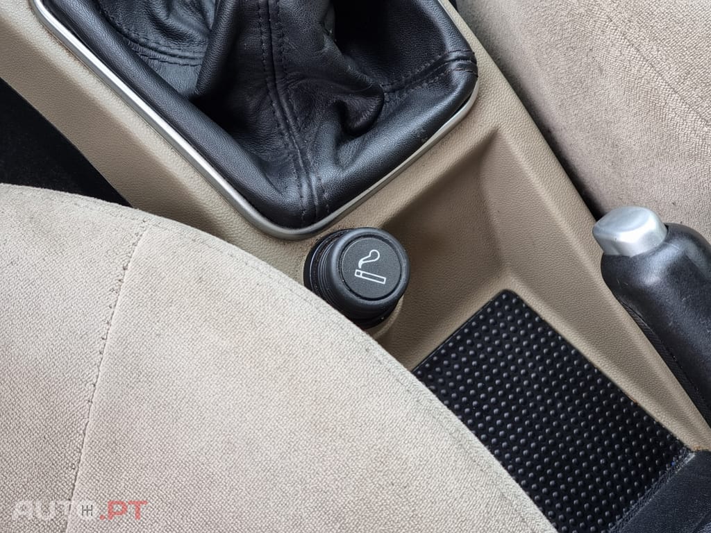 Fiat Linea 1.3 M-Jet Emotion Dualogic