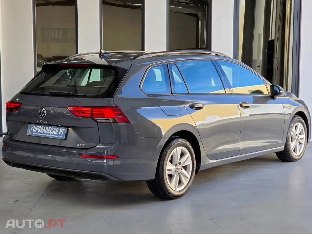 Volkswagen Golf Variant 1.0 eTSI Life DSG