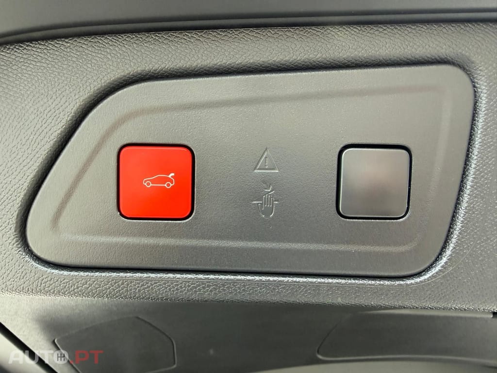 Citroen C5 Aircross 1.6 Hybrid Shine e-EAT8