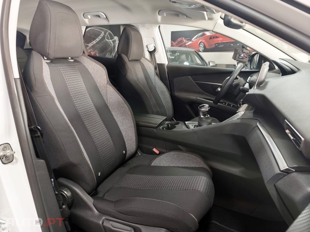 Peugeot 3008 1.6 BlueHDi Active
