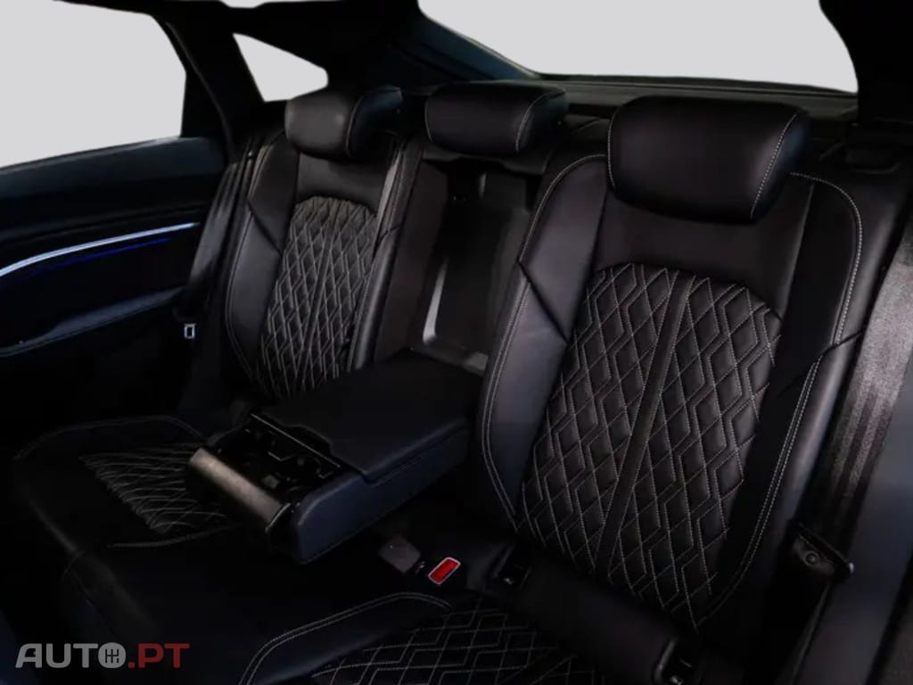 Audi E-Tron 55 S LINE I.V.A DEDUTIVEL