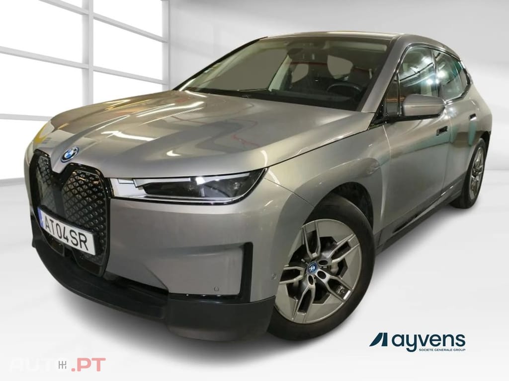 BMW iX xDrive 40