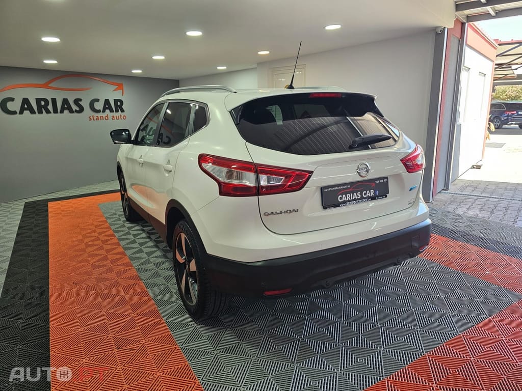 Nissan Qashqai 1.5 dCi N-Connecta