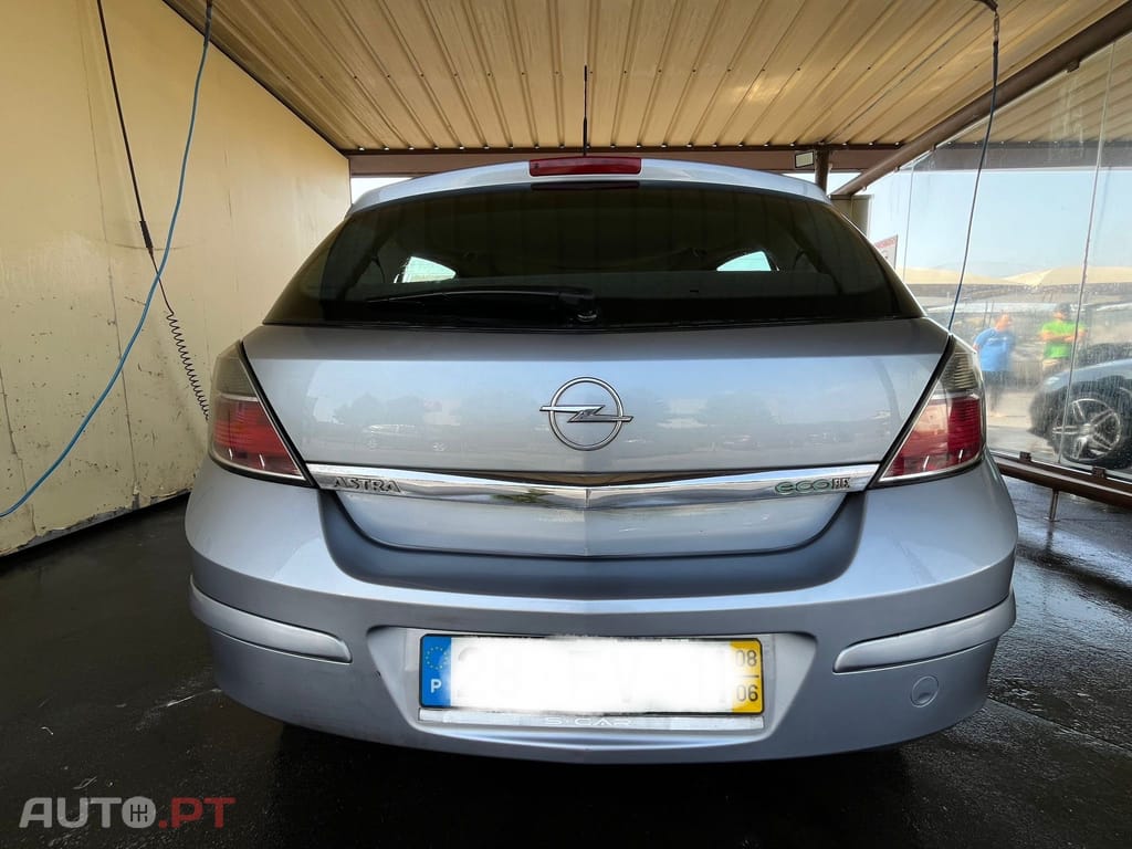 Opel Astra H
