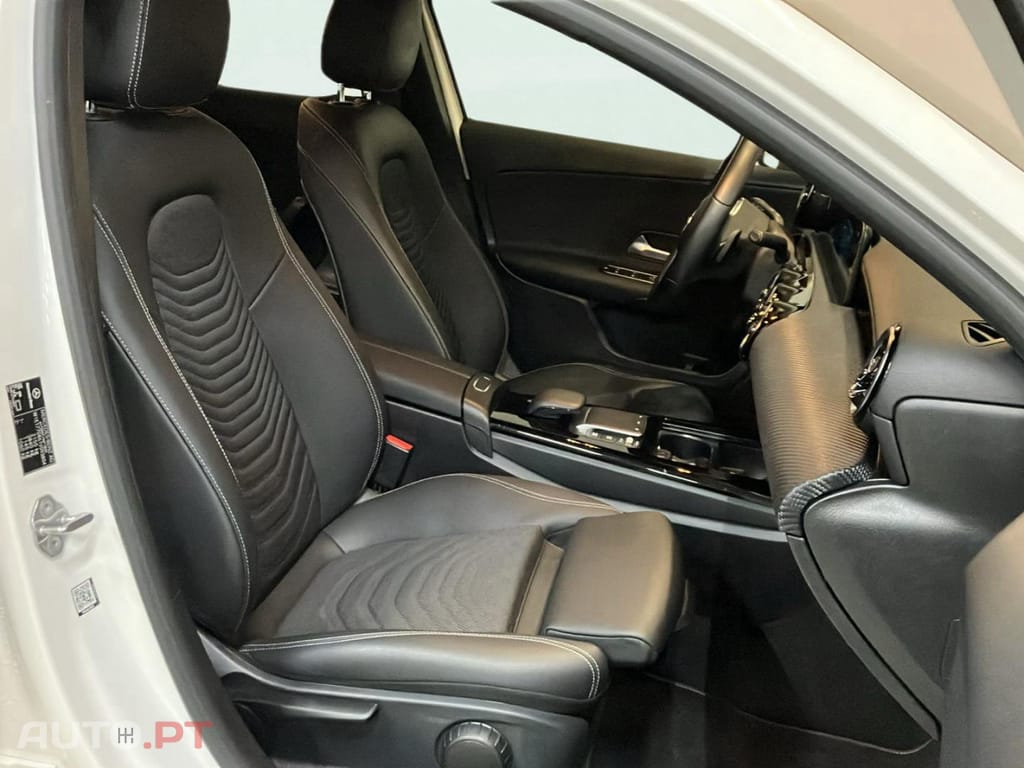 Mercedes-Benz A 250 e STYLE PLUS