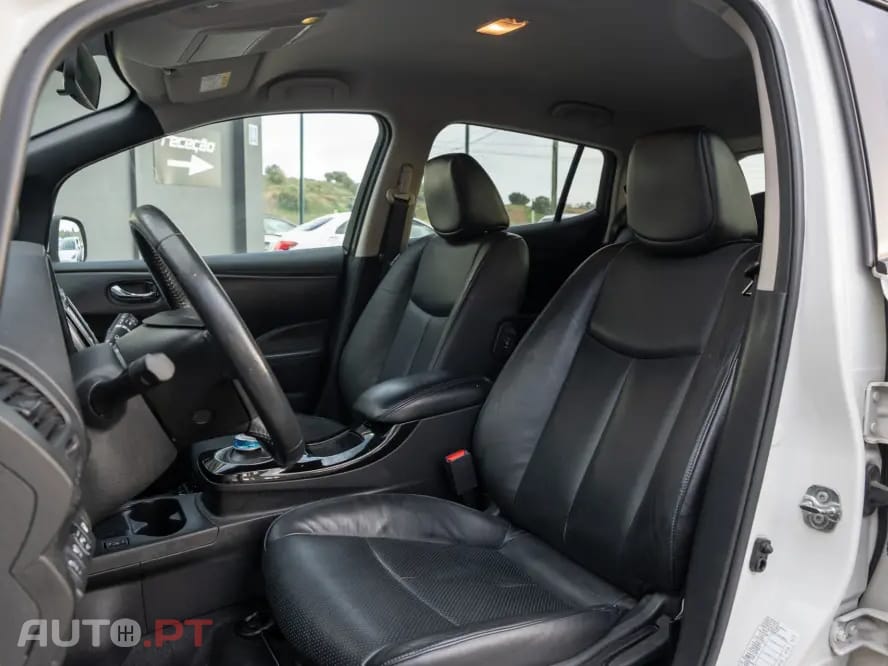 Nissan Leaf Tekna 30 kWh