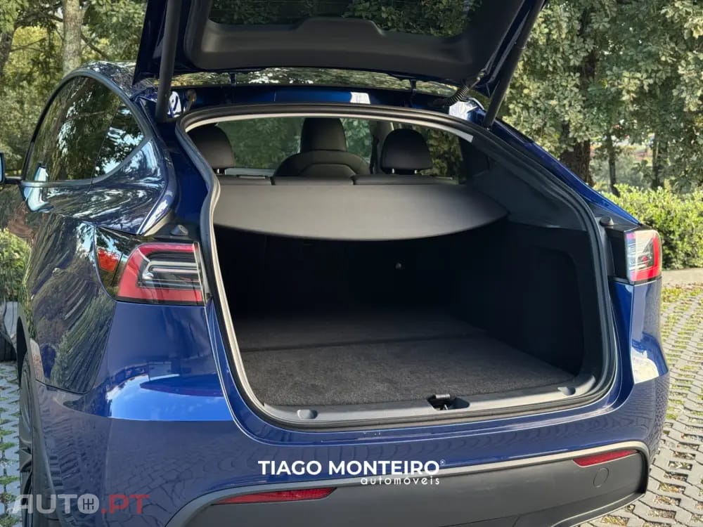 Tesla Model Y Tração Traseira