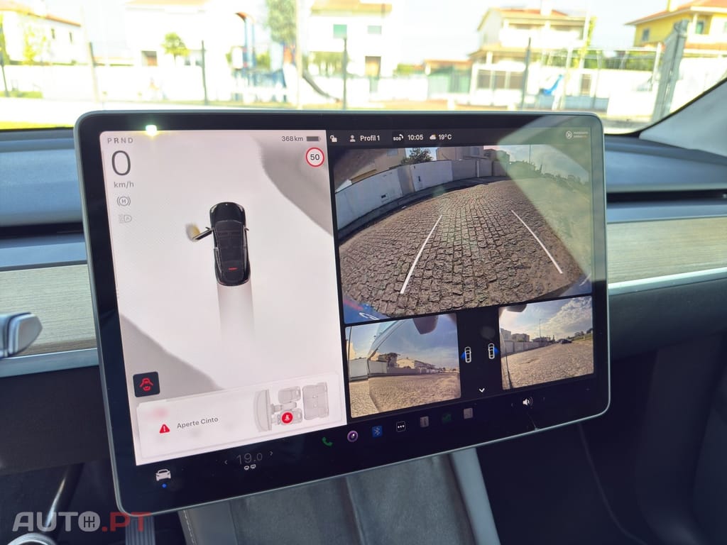 Tesla Model Y Standard RWD