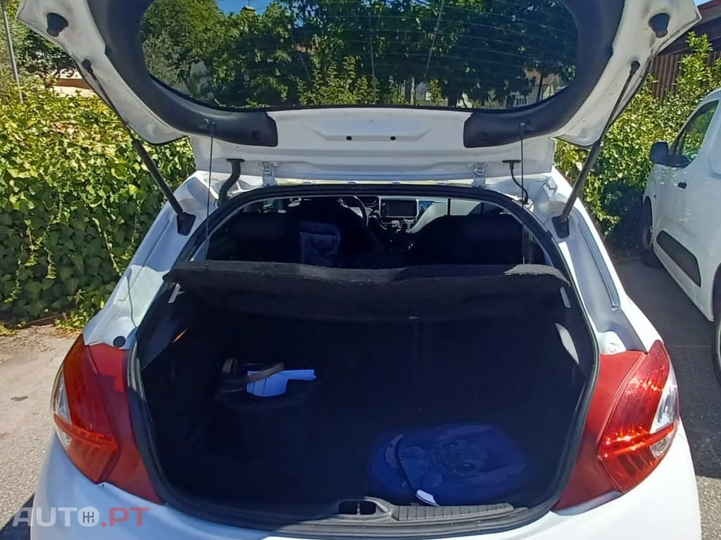Peugeot 208 Active