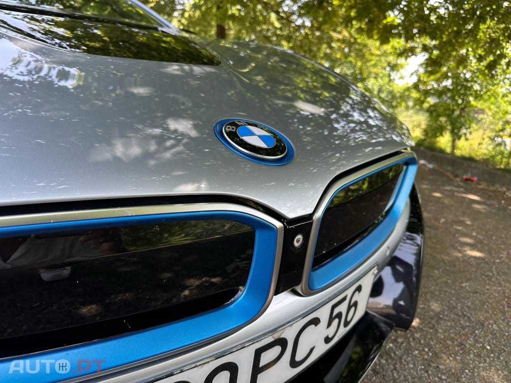BMW i8 Standard 362cv