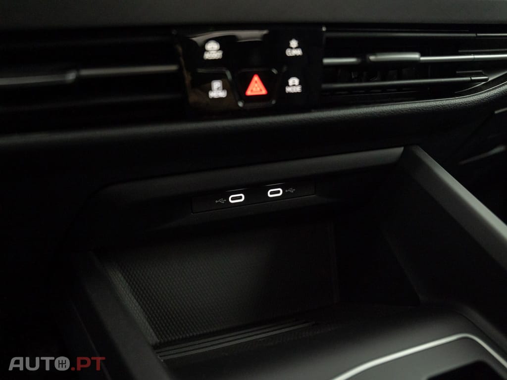 Volkswagen Golf 1.5 TSI e-Hybrid Life DSG