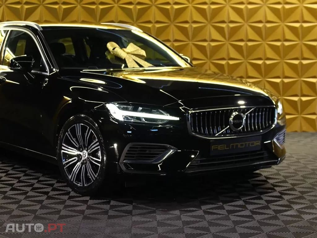 Volvo V60 2.0 T6 AWD TE Inscription — fotografia 5