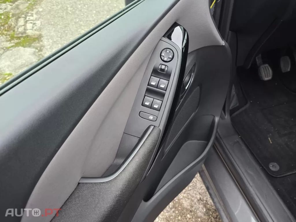 Citroen C4 SpaceTourer 1.5 BlueHDi Shine EAT8